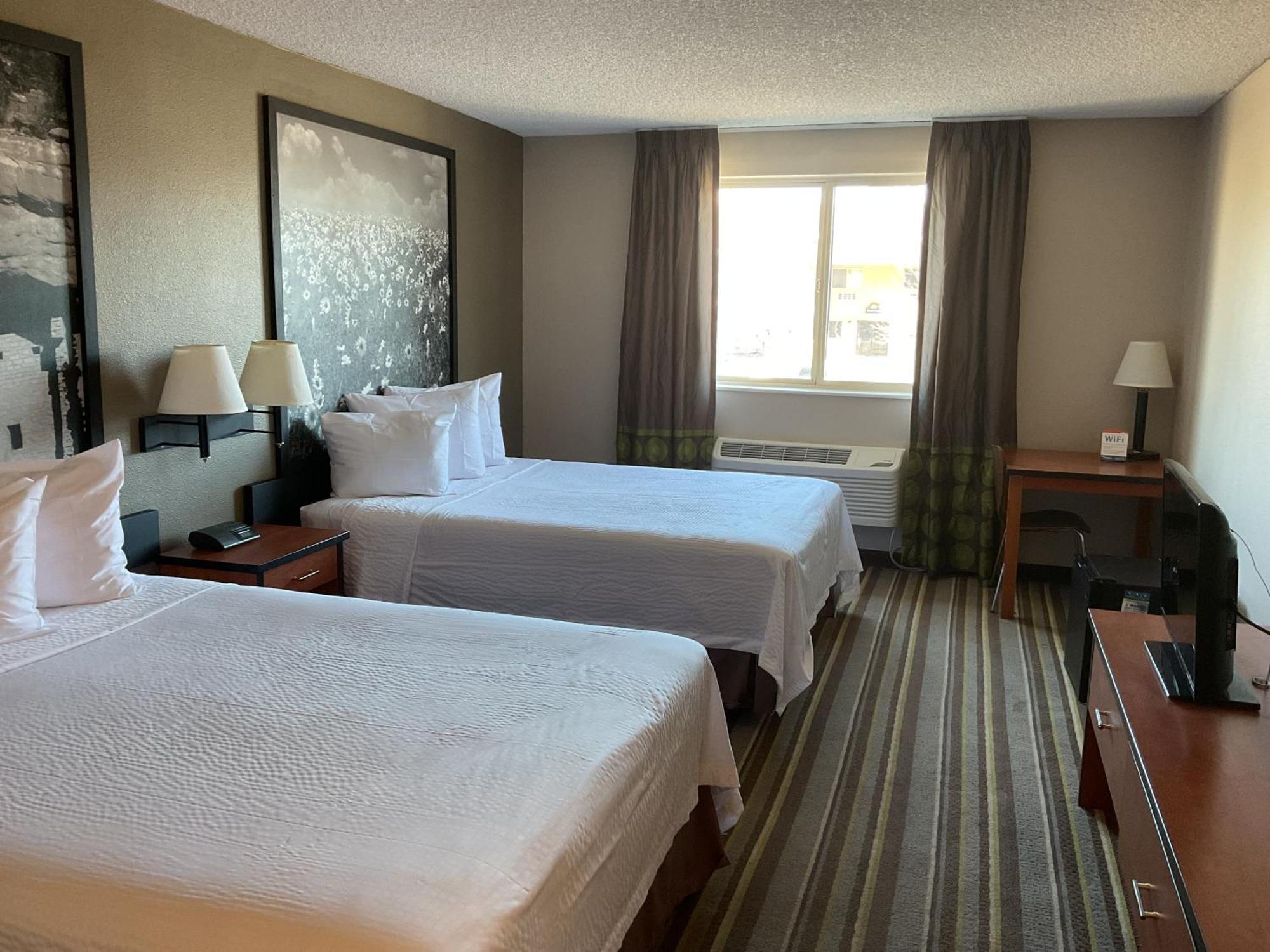 Motel Super 8 By Wyndham Colorado Springs Airport Exterior foto